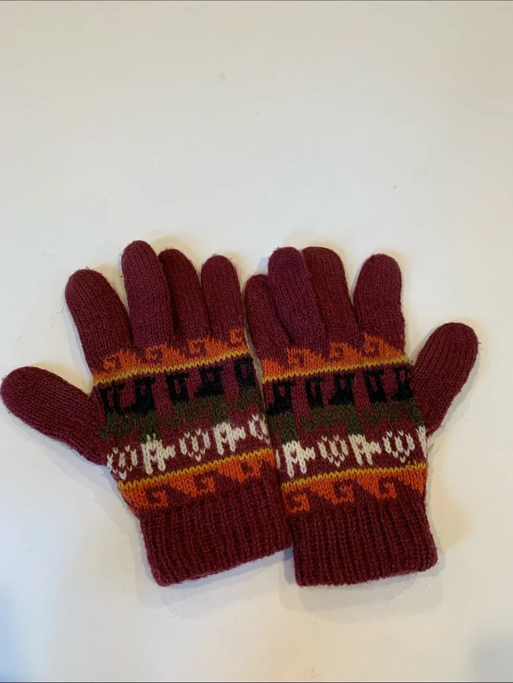 Bolivian Alpaca Wool Lightweight Burgundy Knit Lightweight Winter Gloves